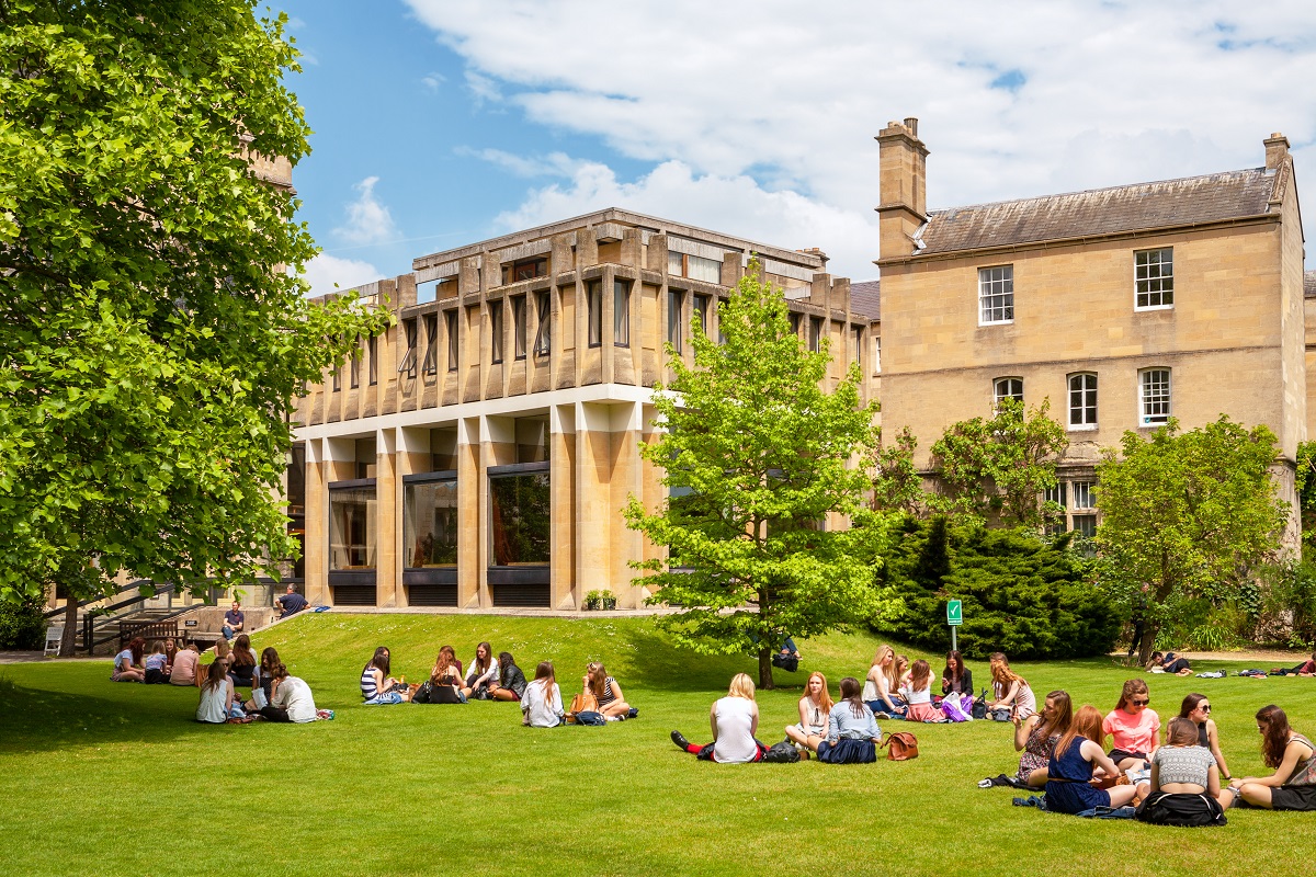 How to Get Accepted into Oxford as a U.S. Student