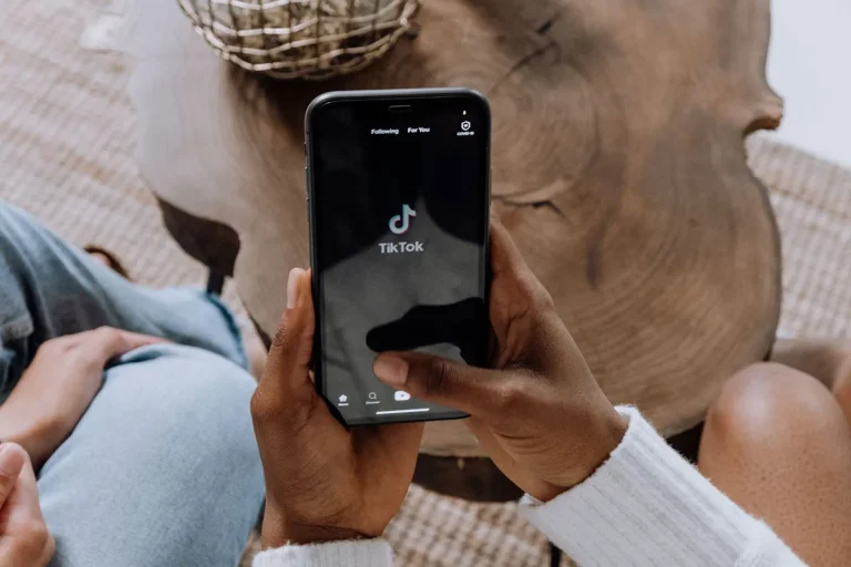 Is Tiktok Worth It? The Pros And Cons Of Using Tiktok