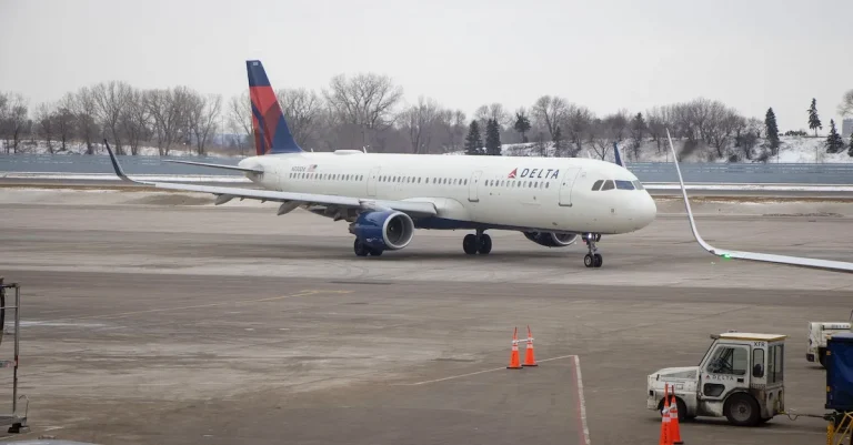 Unlocking The Full Range Of Delta Airlines Credit Card Benefits